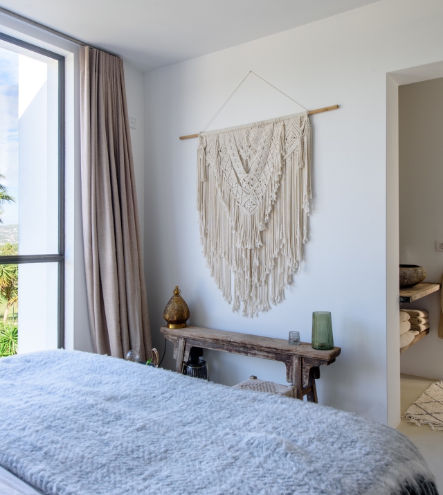 Resa Estates Ibiza te koop sale villa san augustin bedroom 4.1.jpg